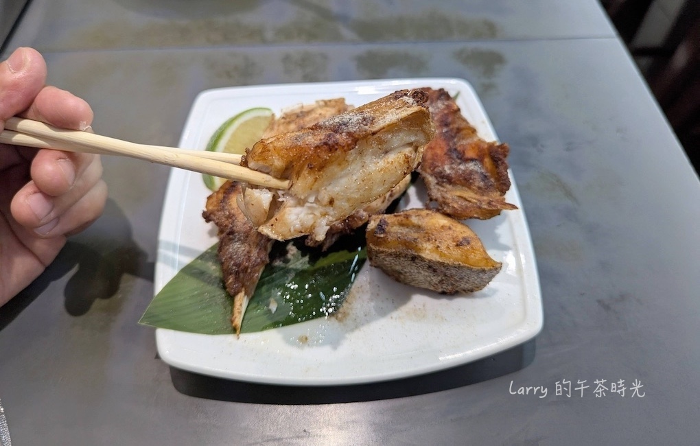 屏東東港, 華僑市場, 曾鮮, 黑鮪魚, 生魚片, 烤魚下巴