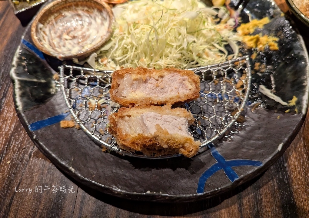 日本熊本, 勝烈亭 新市街本店, 豬排里肌部位的肥瘦相間