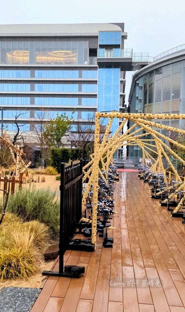 日本熊本 櫻町購物中心 (SAKURA MACHI), 頂樓的空中花園