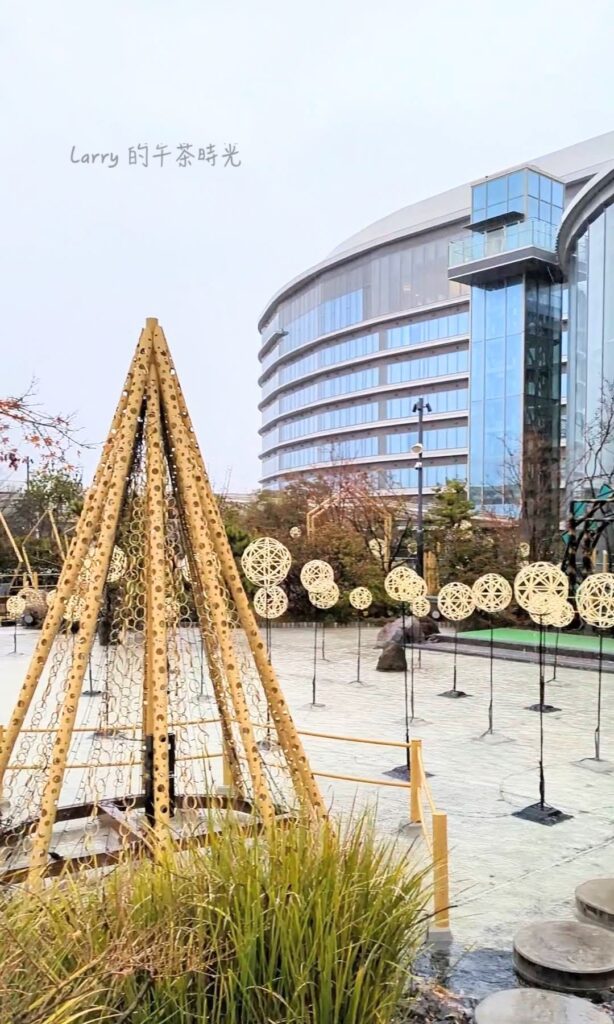 日本熊本 櫻町購物中心 (SAKURA MACHI), 頂樓的空中花園