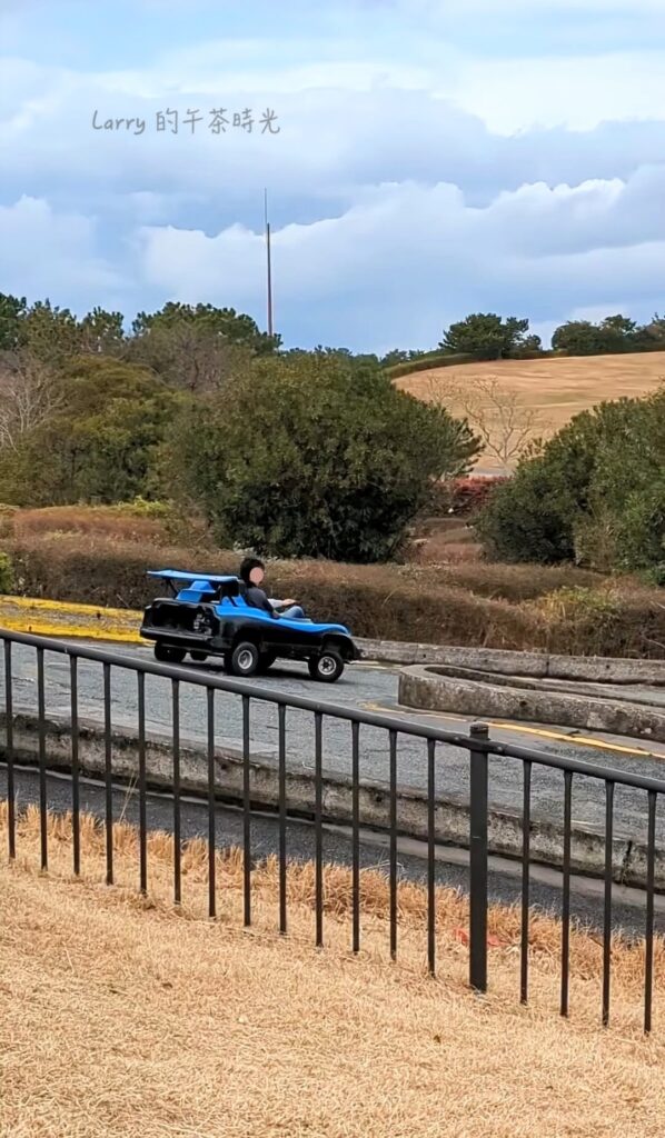 福岡海之中道海濱公園, 日本名車歷史館的旁邊可以買票開卡丁車