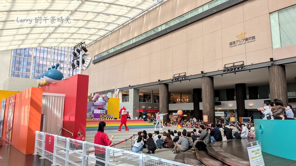 福岡 Hakata Riverain 購物中心的麵包超人兒童博物館,每天都有多場麵包超人歌舞秀