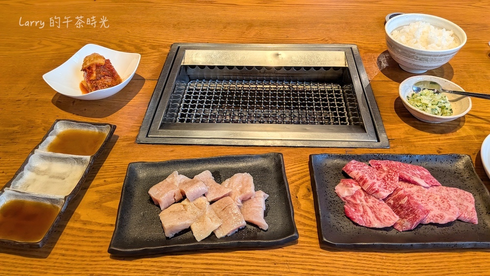 福岡博多 大東園本店：烤爐、蔥鹽牛五花、牛第一胃(ミノ)、泡菜、中碗白飯